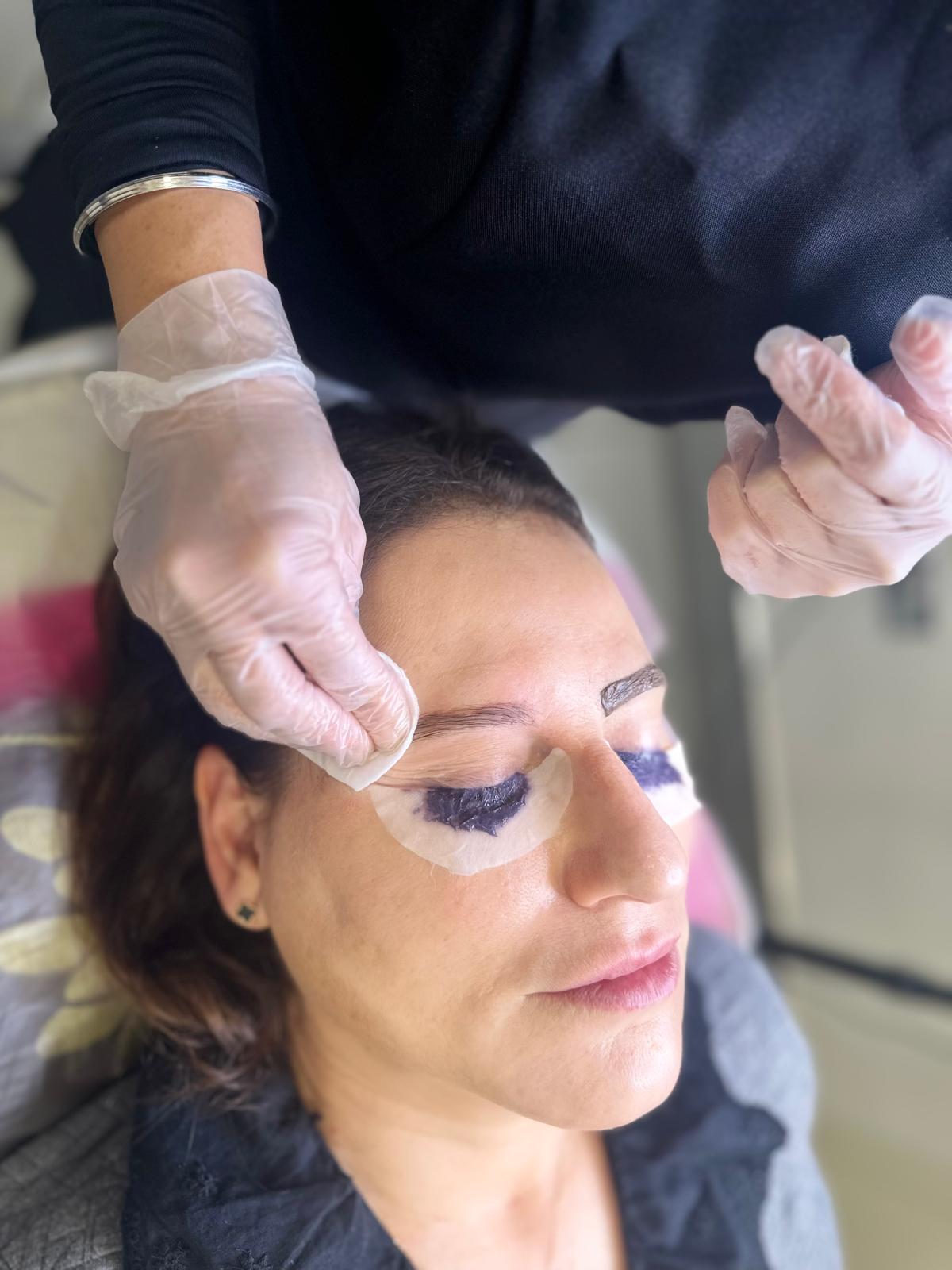 Step 4 - Eyebrows - Clean-Up
